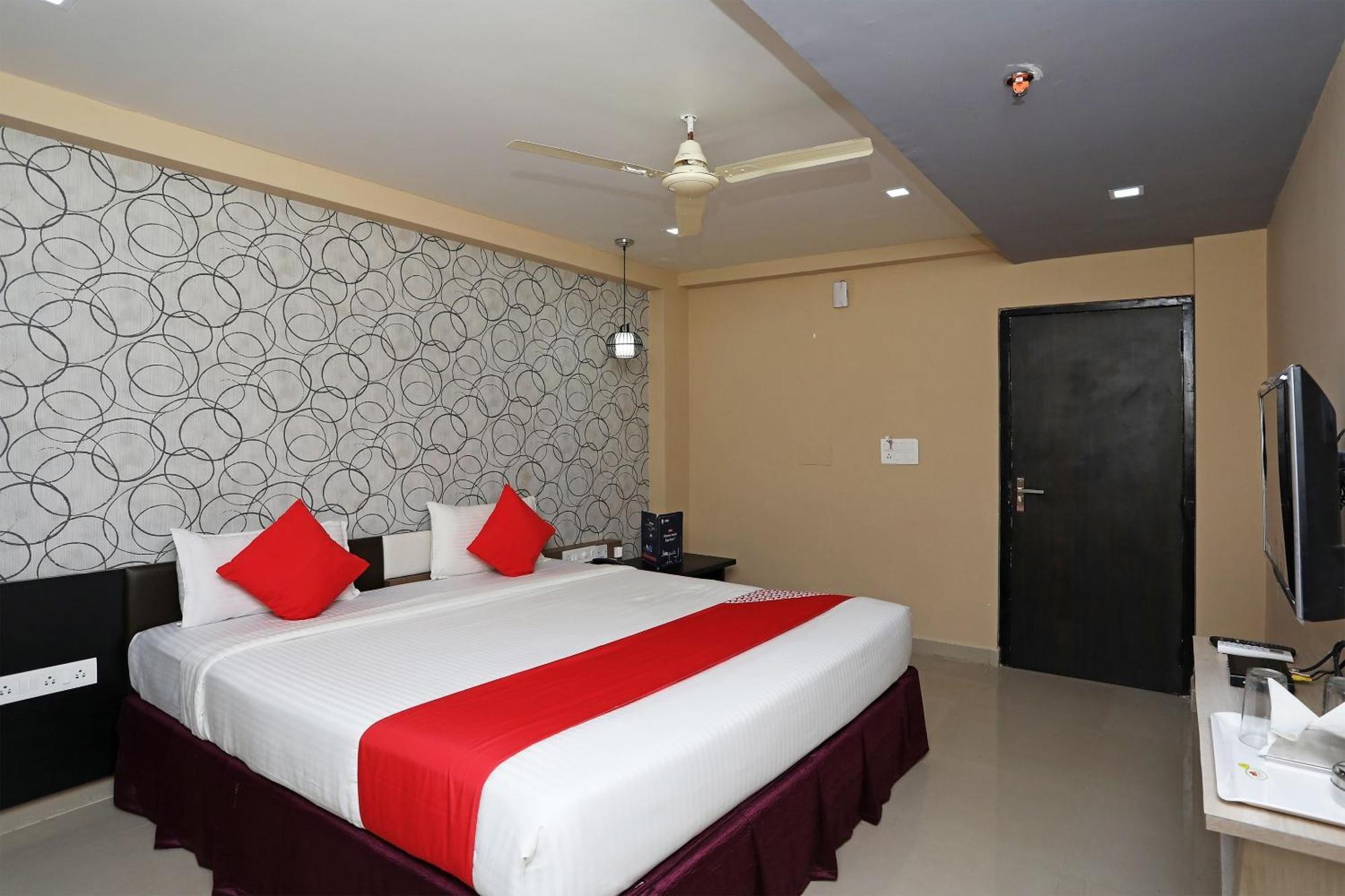 Super Capital O Sai Jagannath Hotel Khandagiri Exterior foto